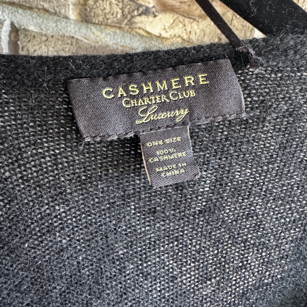 Cashmere Charter Club
Cashmere Wrap - Picture 10 of 10